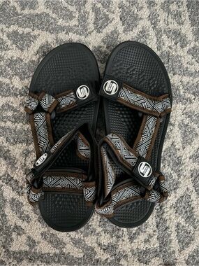 Black & Brown Adventure Strap Sandals - Sporty Comfort